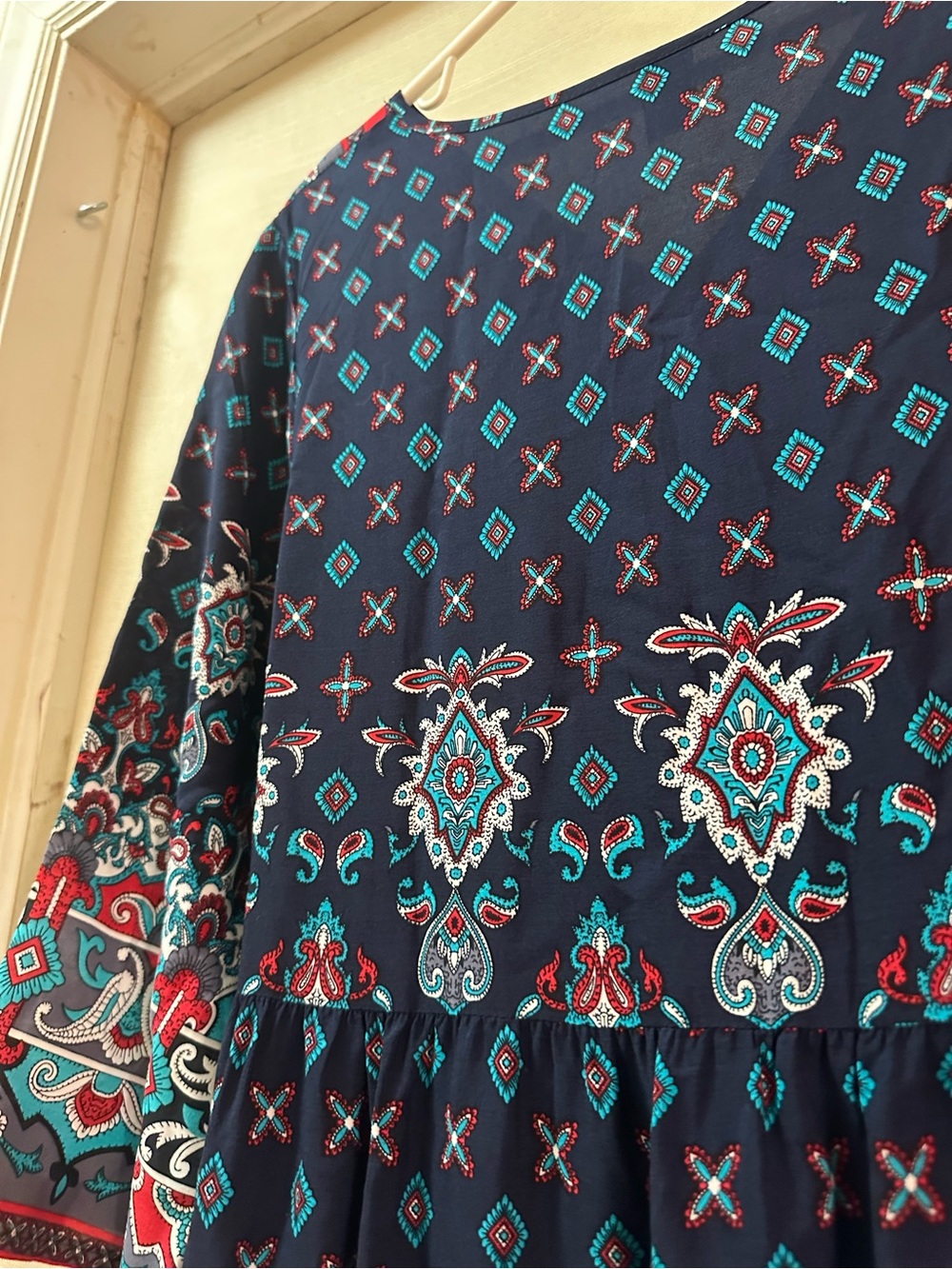 Emery Rose BOGO Boho Paisley Border Print Midi Dress Navy Large V Neck ⚫️ - Picture 8 of 9